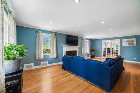 22 Homestead Terrace Scotch Plains NJ 07076