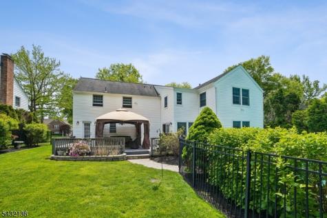 22 Homestead Terrace Scotch Plains NJ 07076