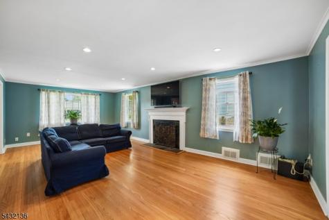 22 Homestead Terrace Scotch Plains NJ 07076