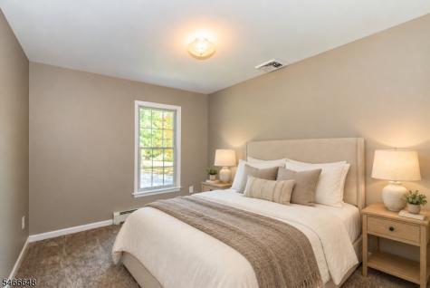 9 Old Traveled Way Roxbury NJ 07852