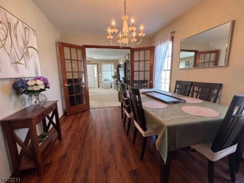 33 Woodsedge Avenue Mount Olive NJ 07828