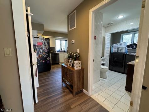 33 Woodsedge Avenue Mount Olive NJ 07828