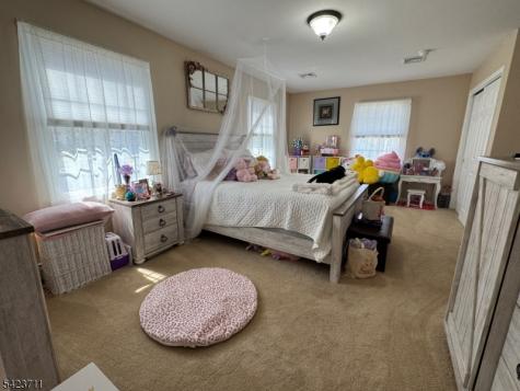 33 Woodsedge Avenue Mount Olive NJ 07828