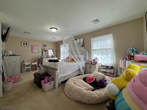 33 Woodsedge Avenue Mount Olive NJ 07828