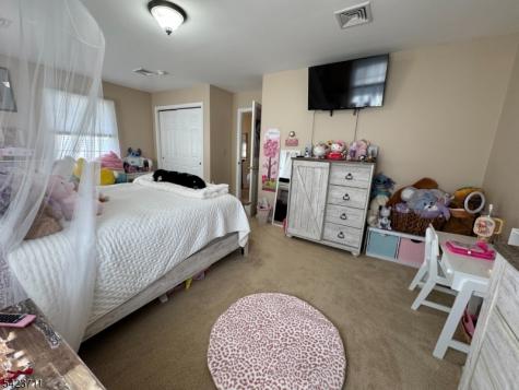 33 Woodsedge Avenue Mount Olive NJ 07828