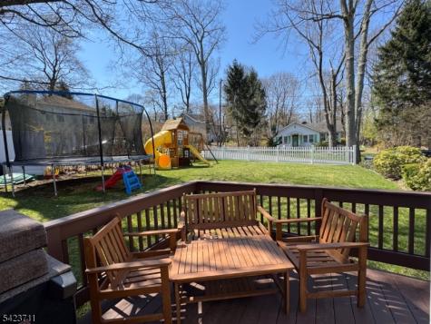 33 Woodsedge Avenue Mount Olive NJ 07828