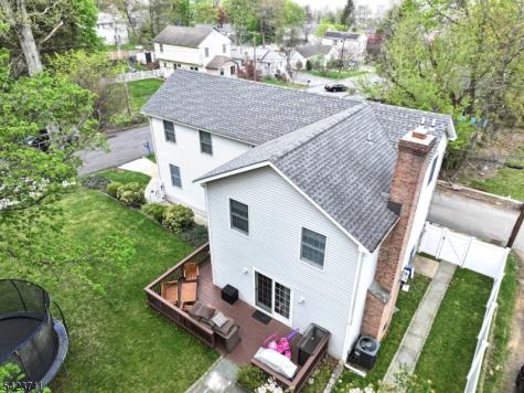 33 Woodsedge Avenue Mount Olive NJ 07828