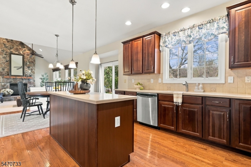 26 Rouser Way Hillsborough NJ 08844