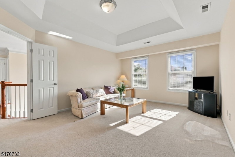26 Rouser Way Hillsborough NJ 08844