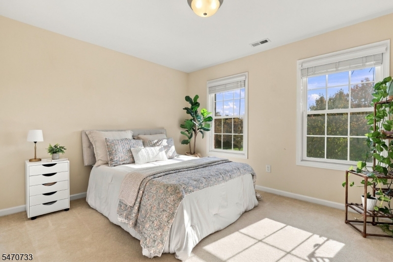 26 Rouser Way Hillsborough NJ 08844