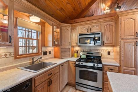5 Anawa Road Vernon NJ 07422
