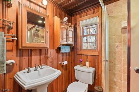 5 Anawa Road Vernon NJ 07422