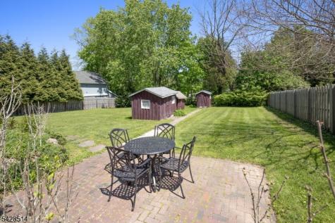 16 William Street Tewksbury NJ 08858