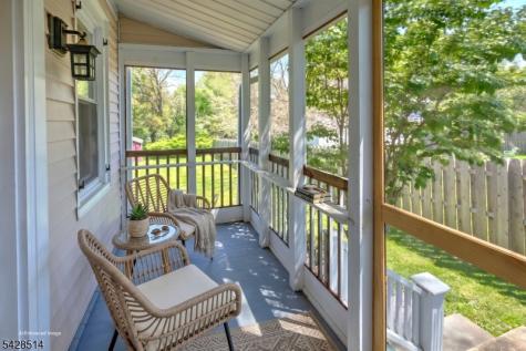 16 William Street Tewksbury NJ 08858