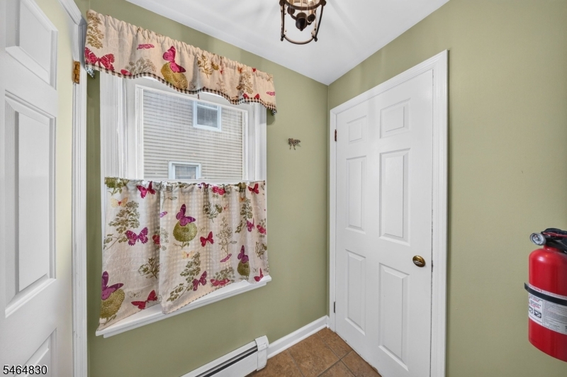 58 Somerset Street Somerville NJ 08876