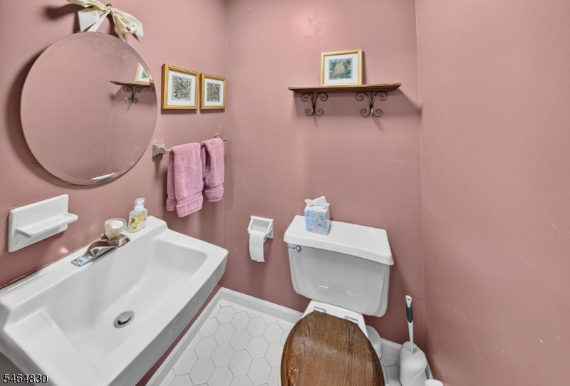 58 Somerset Street Somerville NJ 08876