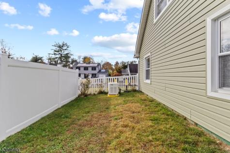 74 Beaverdale Lane Willingboro NJ 08046