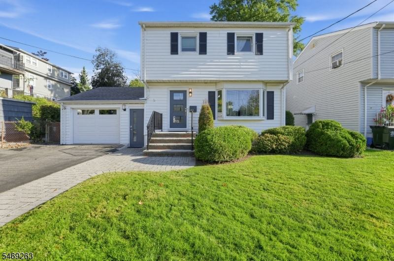 40 Jackson Street Nutley NJ 07110