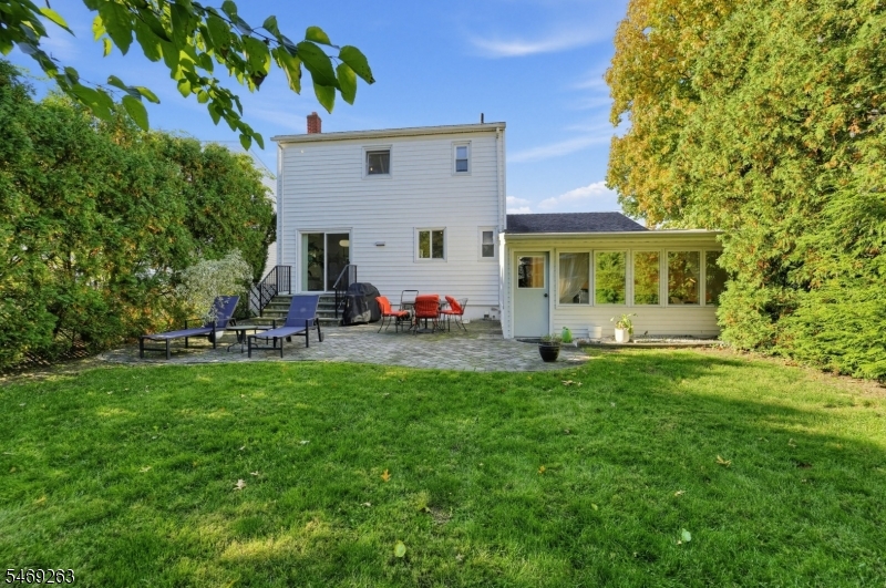 40 Jackson Street Nutley NJ 07110