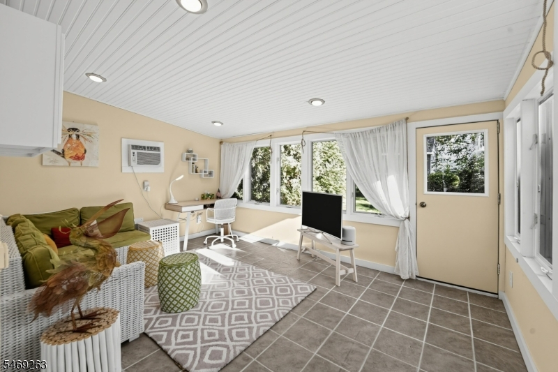 40 Jackson Street Nutley NJ 07110
