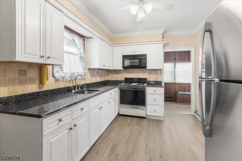 40 Ling Street Woodbridge NJ 08863