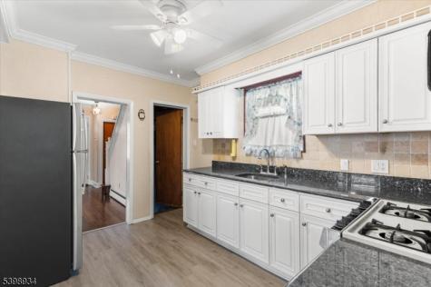40 Ling Street Woodbridge NJ 08863
