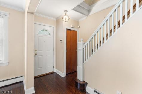 40 Ling Street Woodbridge NJ 08863