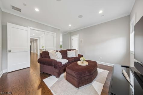 1 Cora Way Millburn NJ 07078