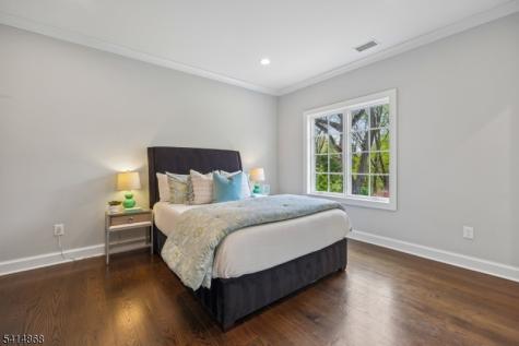 1 Cora Way Millburn NJ 07078