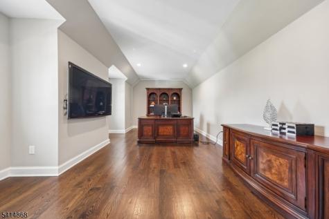 1 Cora Way Millburn NJ 07078