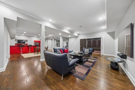 1 Cora Way Millburn NJ 07078
