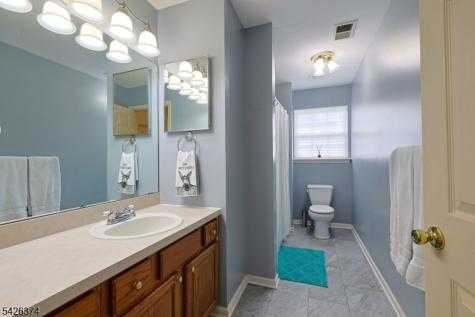 14 Thomas Road Lafayette NJ 07848