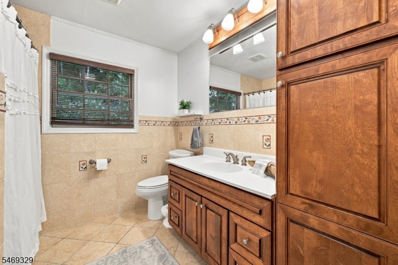 49 Raynor Road Morris NJ 07960