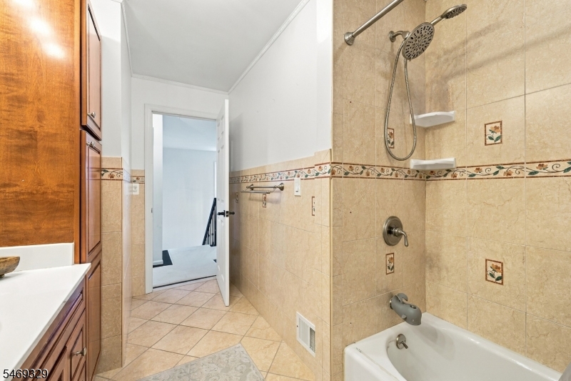 49 Raynor Road Morris NJ 07960