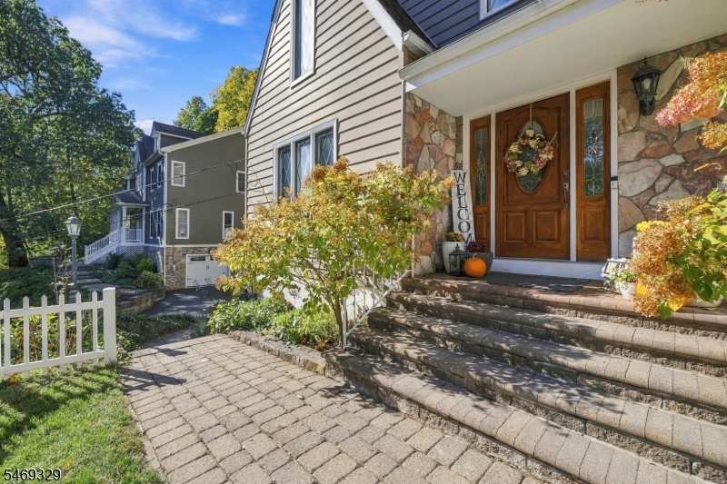 49 Raynor Road Morris NJ 07960