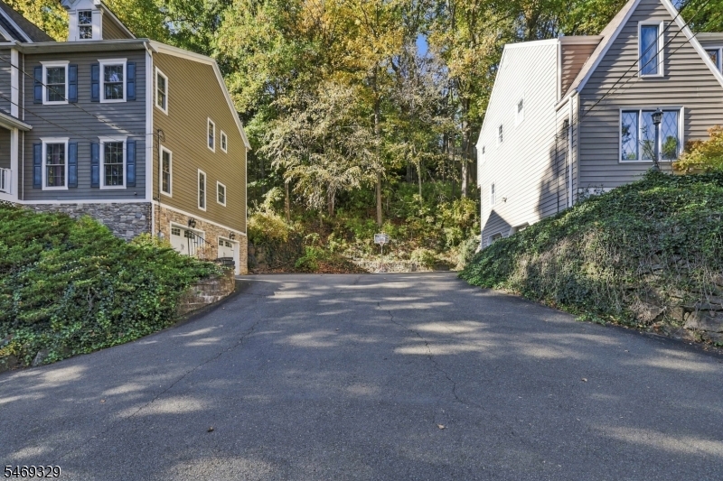 49 Raynor Road Morris NJ 07960