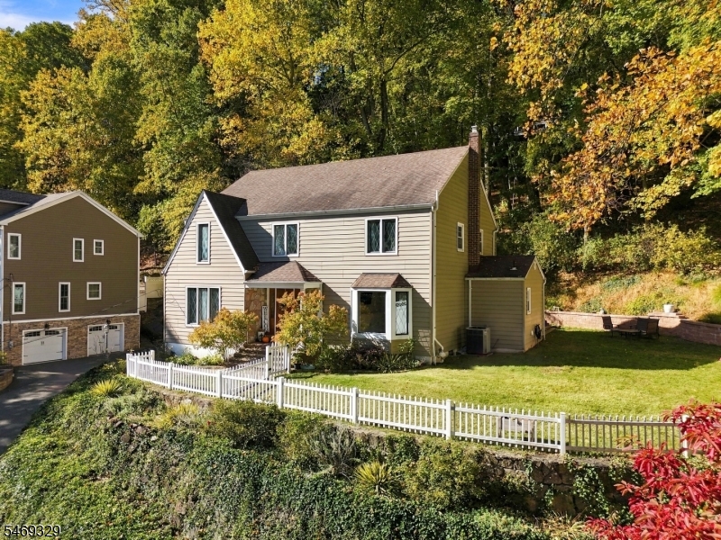49 Raynor Road Morris NJ 07960
