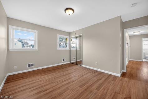 340 Old Post Road Edison NJ 08817
