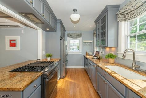 49 Harvard Street Montclair NJ 07042