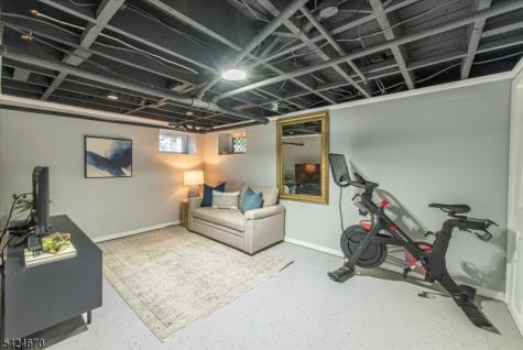 49 Harvard Street Montclair NJ 07042