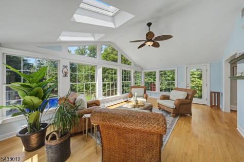 11 Goose Cove Lane Ramsey NJ 07446