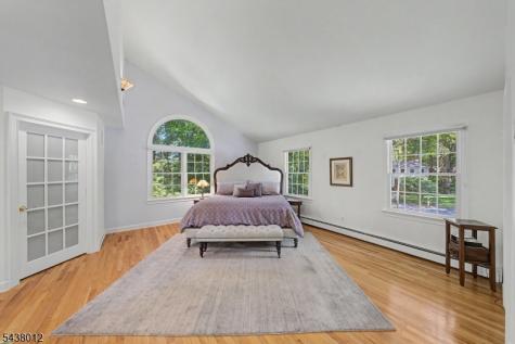 11 Goose Cove Lane Ramsey NJ 07446
