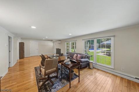 11 Goose Cove Lane Ramsey NJ 07446