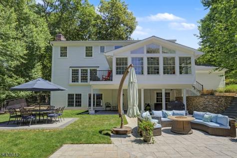 11 Goose Cove Lane Ramsey NJ 07446