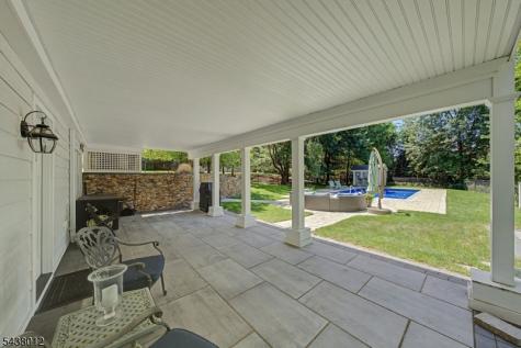 11 Goose Cove Lane Ramsey NJ 07446