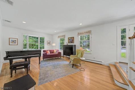 11 Goose Cove Lane Ramsey NJ 07446