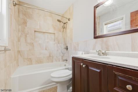 88 Columbus Avenue Belleville NJ 07109