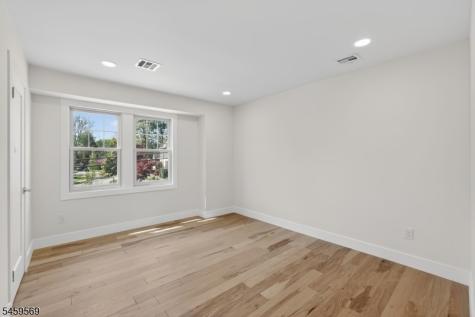 909 Ridgewood Road Millburn NJ 07041