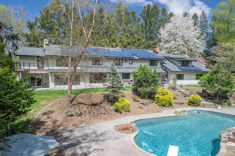 2 Elliot Farm Road Tewksbury NJ 07830