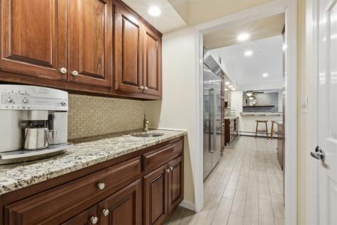 2 Elliot Farm Road Tewksbury NJ 07830